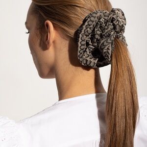 Marc jacob scrunchie